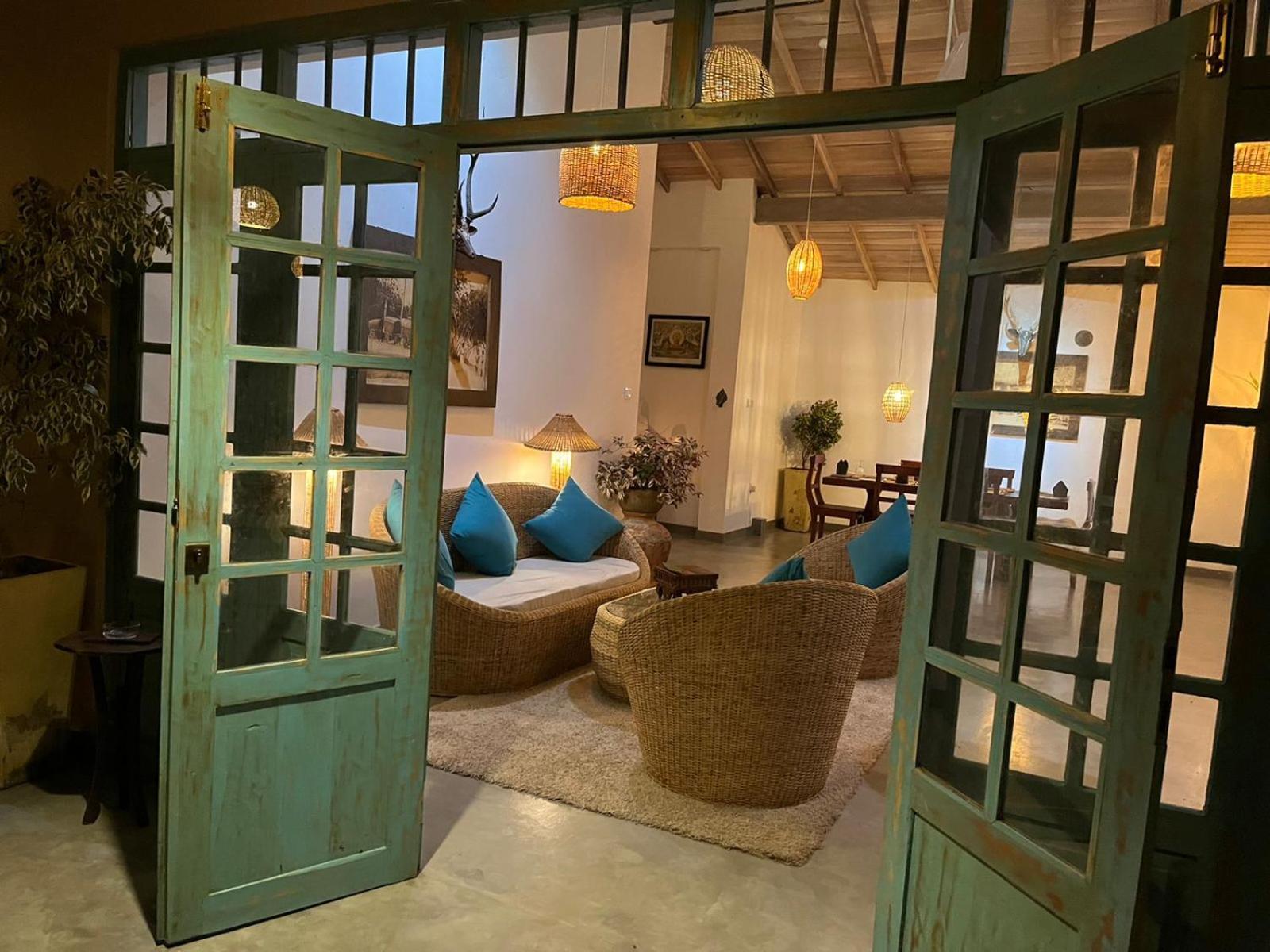 Villa Ronaya Surf Waves Dikwella Sur Exterior foto